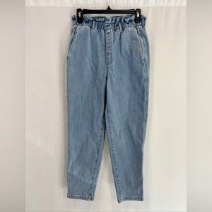 Gap Paperbag Light Wash Pull On Mom‎ Jeans High Rise